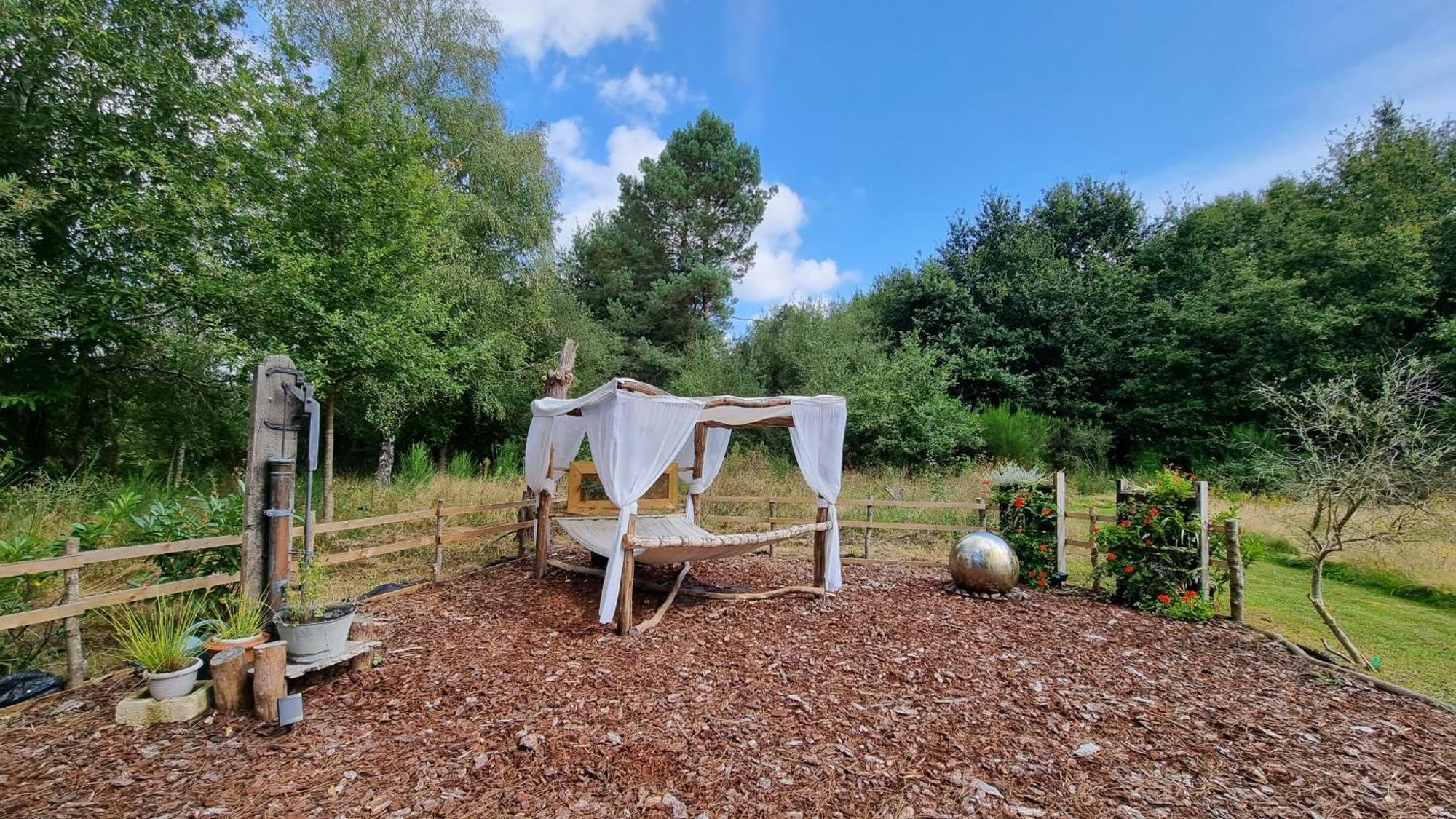 La Fortinerie Glamping Bell Tent Mouliherne Exterior foto